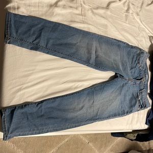 Old navy mid rise pants. Size 4 petite